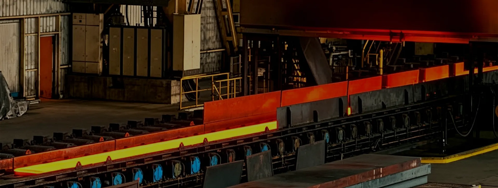 Hot rolled sheet steel for structural and industrial fabrication