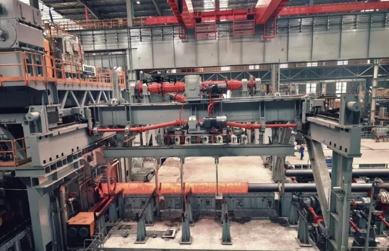 Super-Large Seamless Pipe Unit (Project 630)